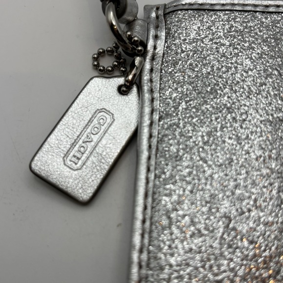 Coach Nolita 6 In Signature Silver Glitter Wristlet Purse Clutch Party - Picture 3 of 9